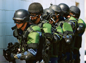 us_customs_and_border_protection_officers