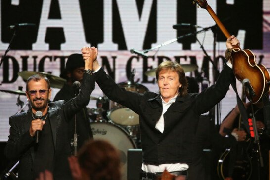 Paul McCartney y Ringo Starr  en el Salón de la Fama del Rock de Cleveland Ohio
