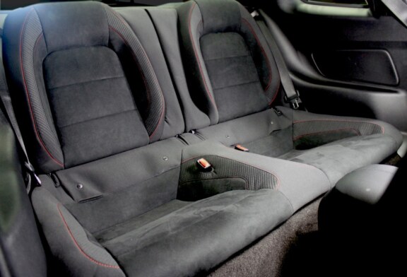 Ford desarrolló nuevos asientos traseros para el Shelby Mustang GT350R