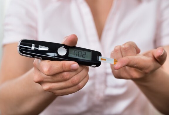 Hispanic Adults with Diabetes Could Benefit from Peer Support Interventions