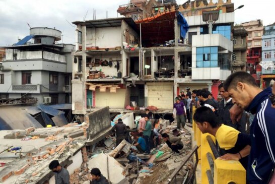 El balance de muertos sigue creciendo en Nepal: ya hay 2.152