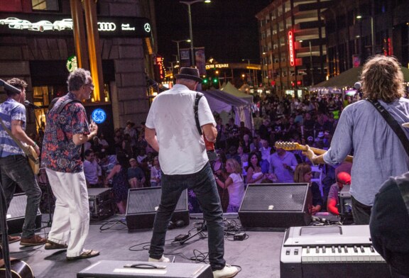 Un llamado a los músicos: Tri-C JazzFest busca bandas para presentaciones al aire libre